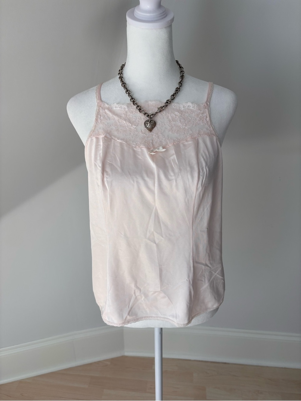 Vintage Warner’s Lace Camisole 🌸